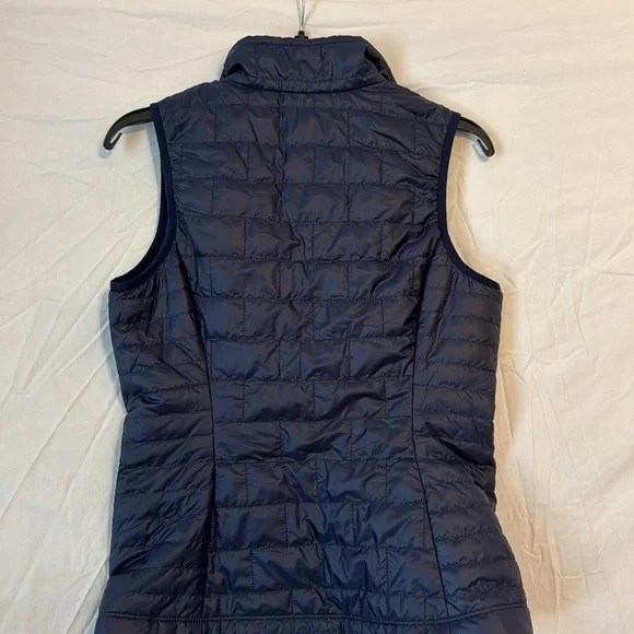 NWOT Patagonia Nano Puff Vest - Picture 6 of 6